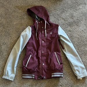 Women’s snowboard jacket
